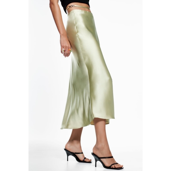 Zara satin finish midi skirt - Picture 10 of 17